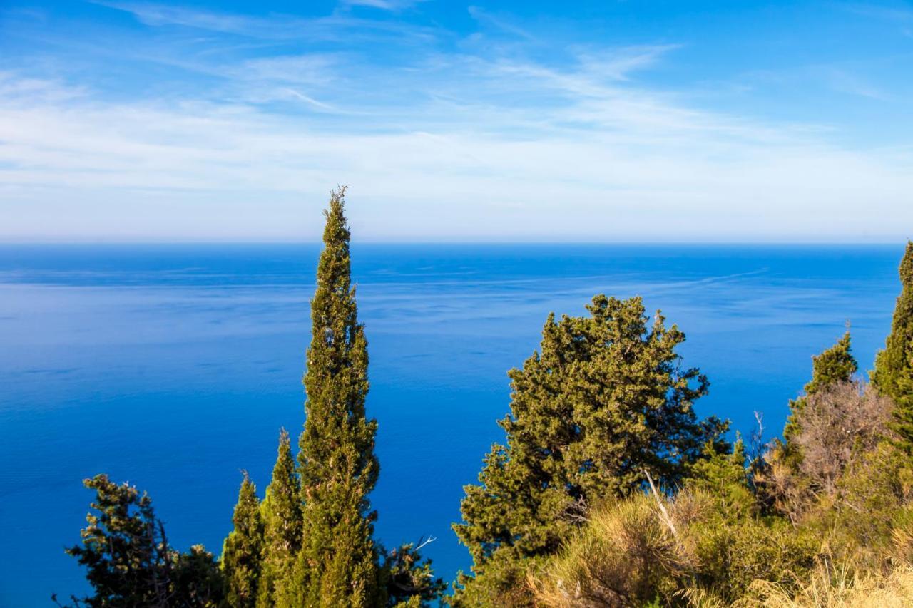 Ble On Blue Villa Athanion Bagian luar foto
